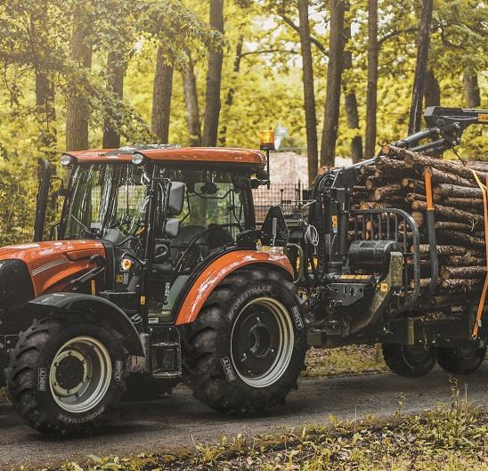 FORESTMAX — это новая РАДИАЛЬНАЯ шина BKT для тракторов, работающих в лесном и сельском хозяйстве.